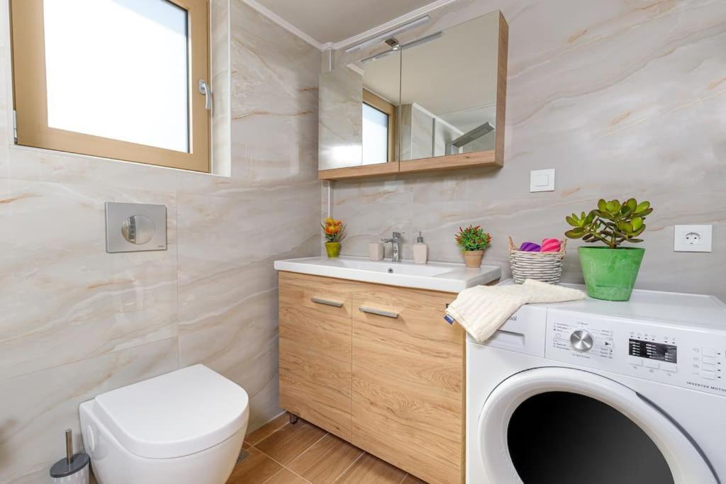 Tziapartment In Downtown Chania * La Canea